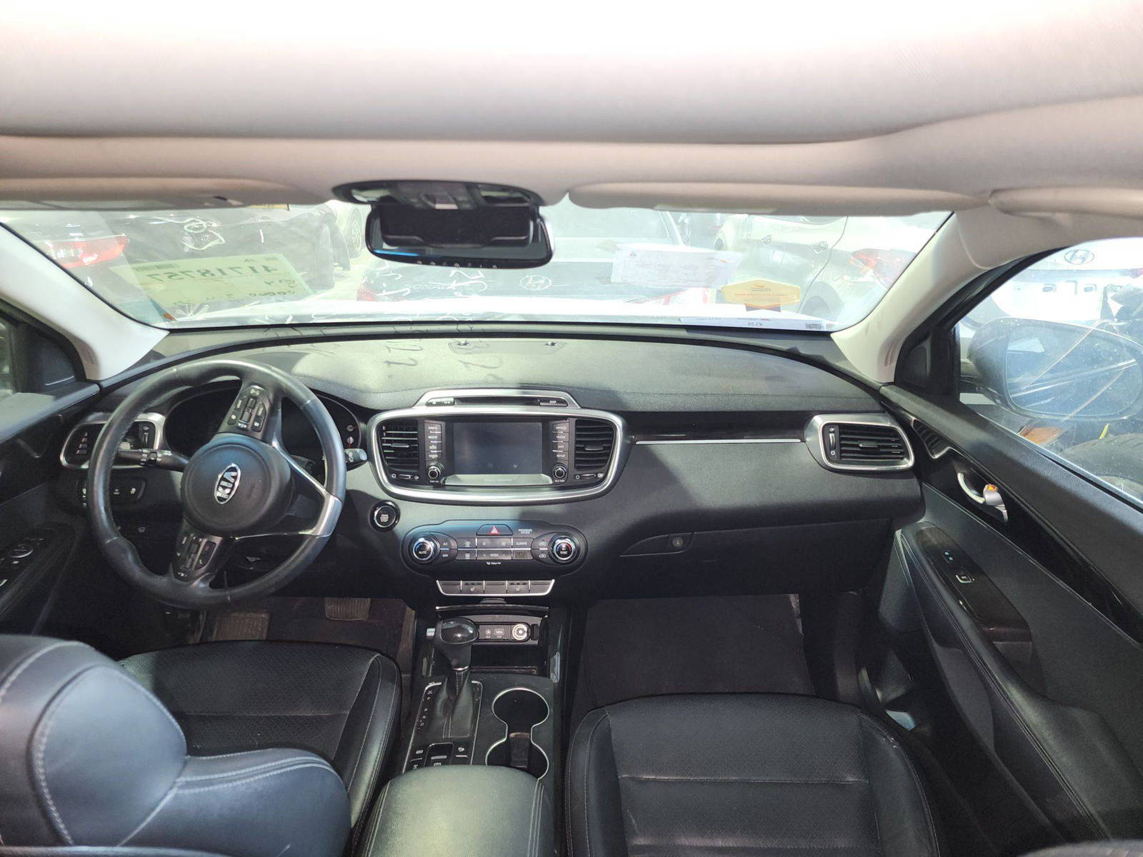 KIA SORENTO 2018 - Marhaba Auction Used Cars - Image 8