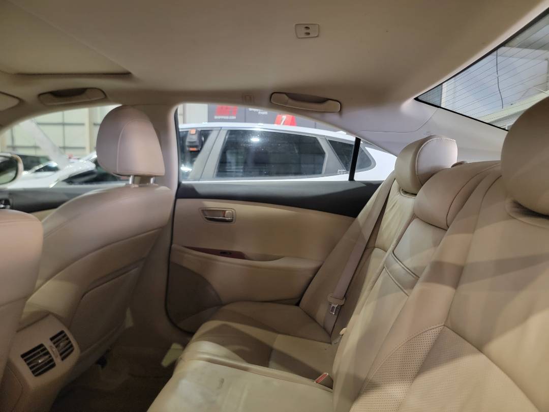 2007 LEXUS ES 350 — 217852 Miles — Lot 2037842 — Main - Marhaba Auctions Used Cars - Image 7