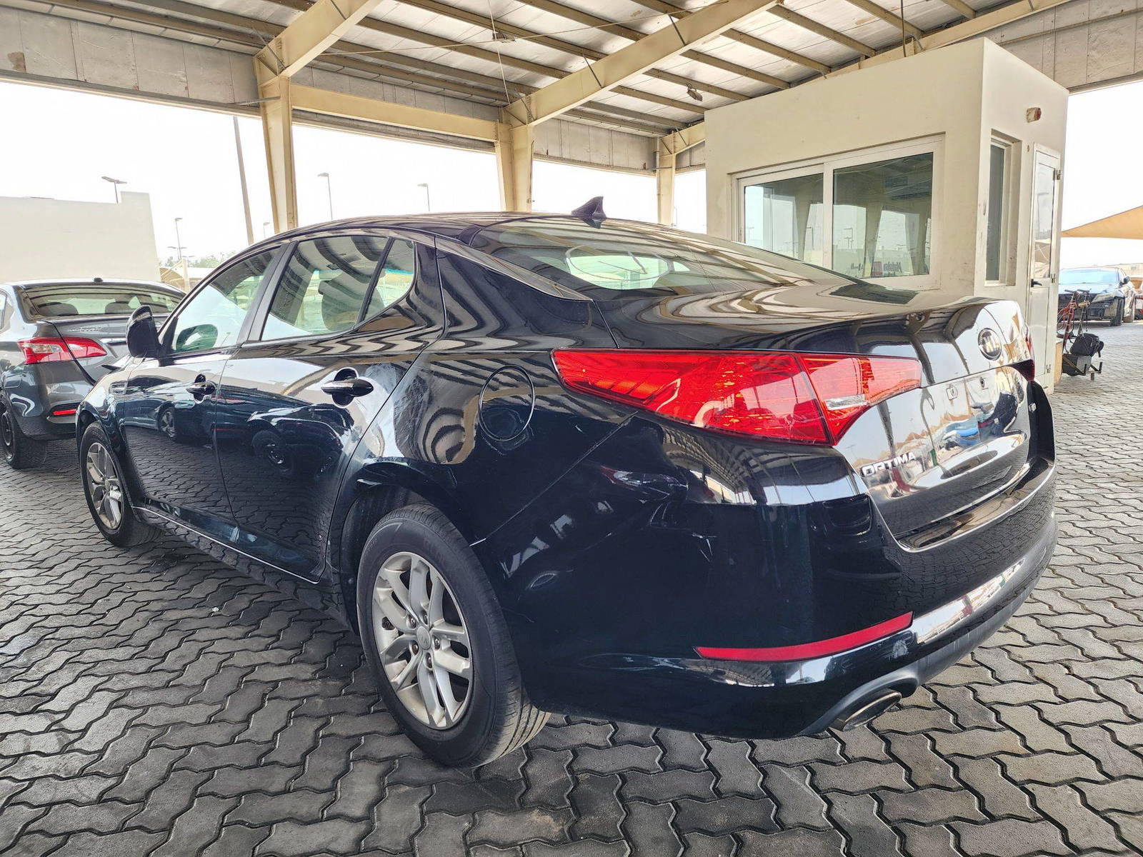 2013 KIA OPTIMA — 205117 Miles — Lot 60293054 — Souq - Marhaba Auctions Used Cars - Image 3