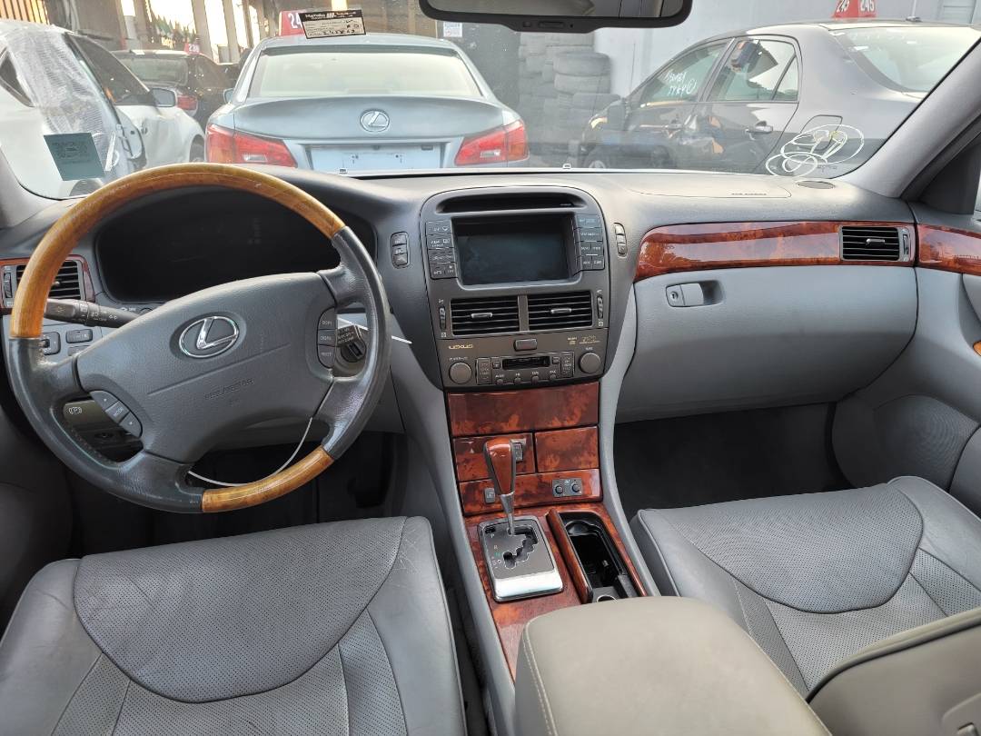 2004 LEXUS LS 430 — 245863 Miles — Lot 0151180 — Main - Marhaba Auctions Used Cars - Image 7