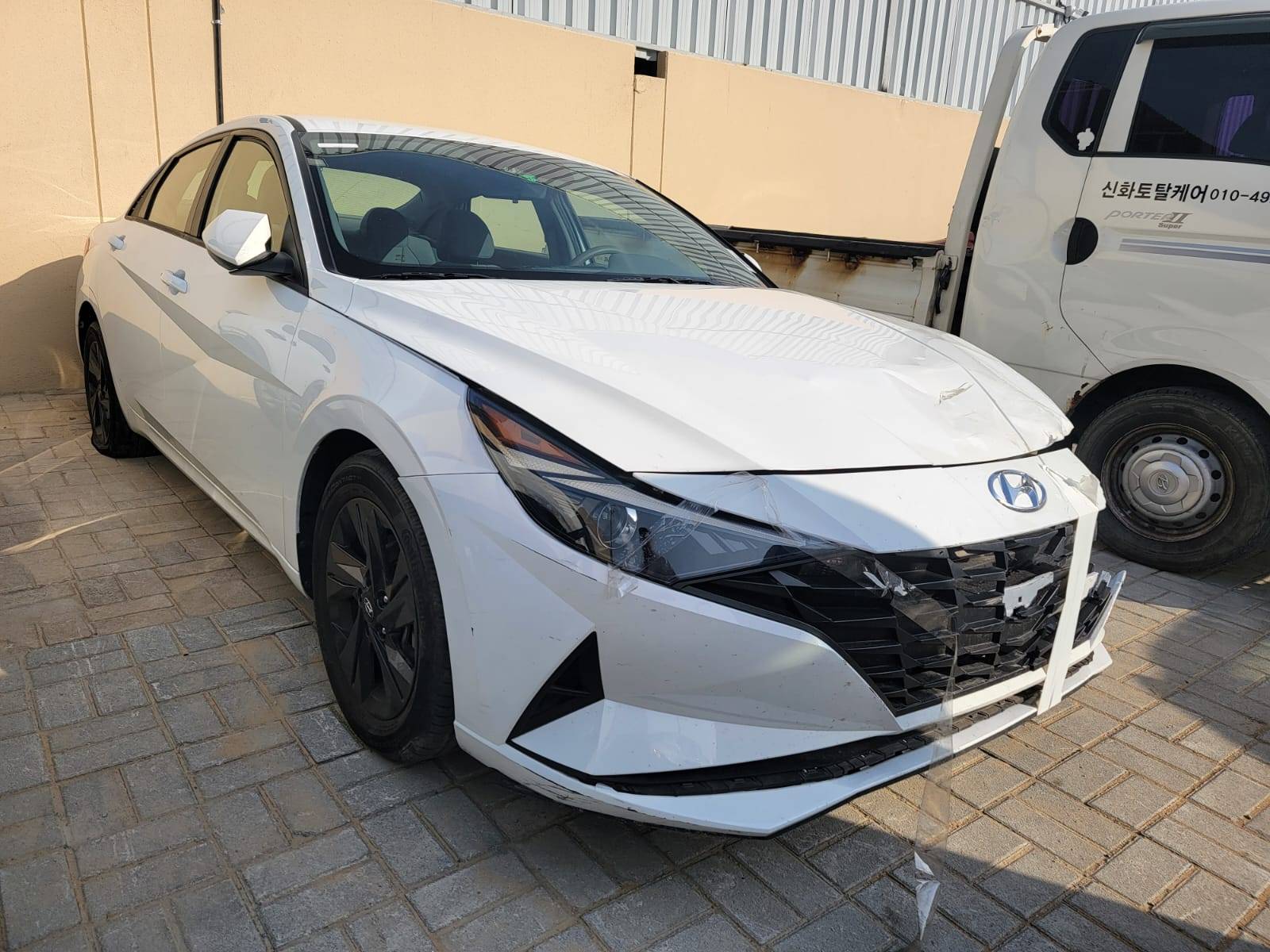 HYUNDAI ELANTRA 2023 - Marhaba Auction Used Cars - Image 5
