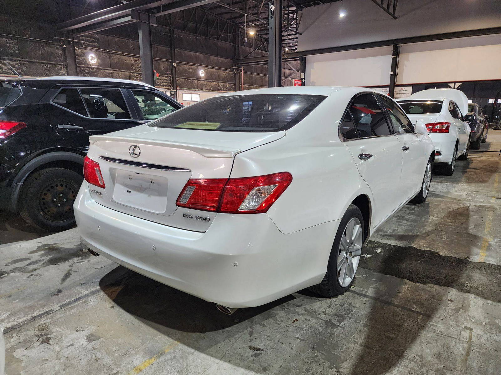 2009 LEXUS ES 350 — 172455 Miles — Lot 2310783 — Al Quoz - Marhaba Auctions Used Cars - Image 6
