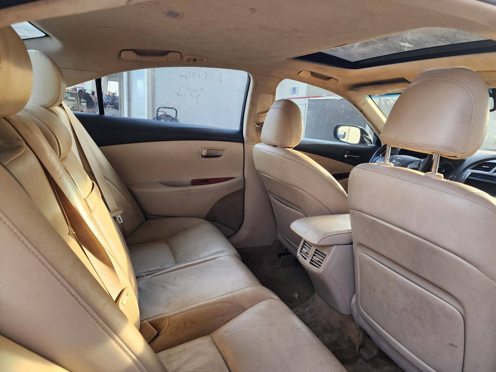 2011 LEXUS ES 350 — 235003 Miles — Lot 44458694 — Main - Marhaba Auctions Used Cars - Image 5