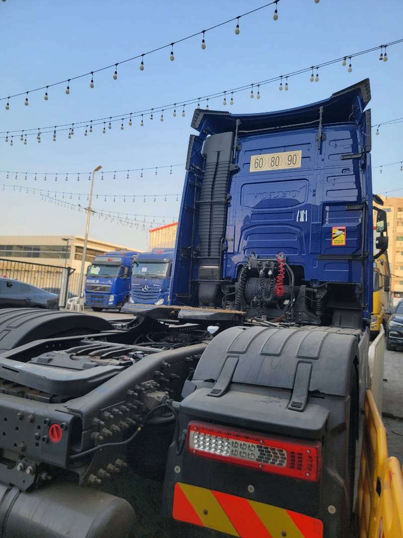 2018 VOLVO FH-Series — 1035372 KM — Lot 872726 - Marhaba Auctions Used Cars - Image 4