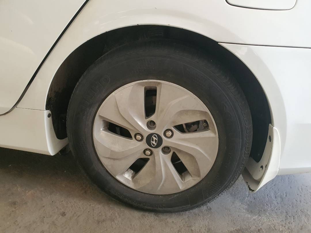 2014 HYUNDAI SONATA — 153402 Miles — Lot H816651 — Main - Marhaba Auctions Used Cars - Image 6