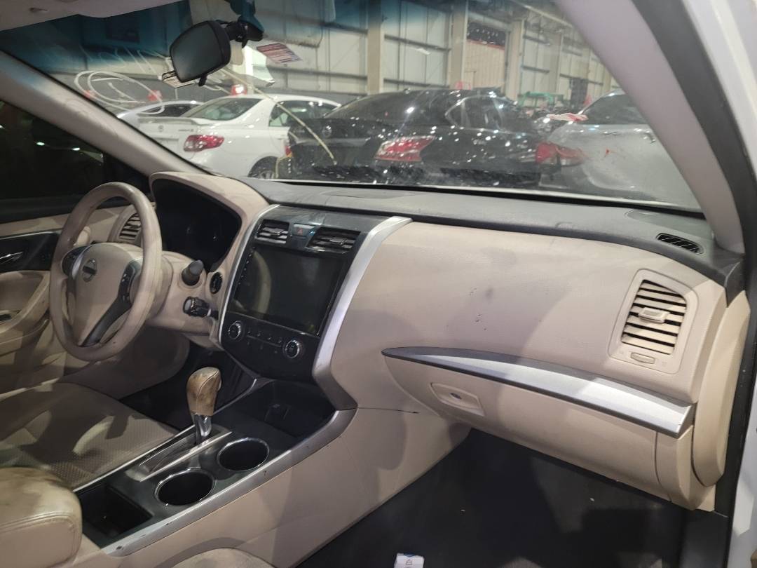 2015 NISSAN ALTIMA — 110961 Miles — Lot C268396 - Marhaba Auctions Used Cars - Image 4
