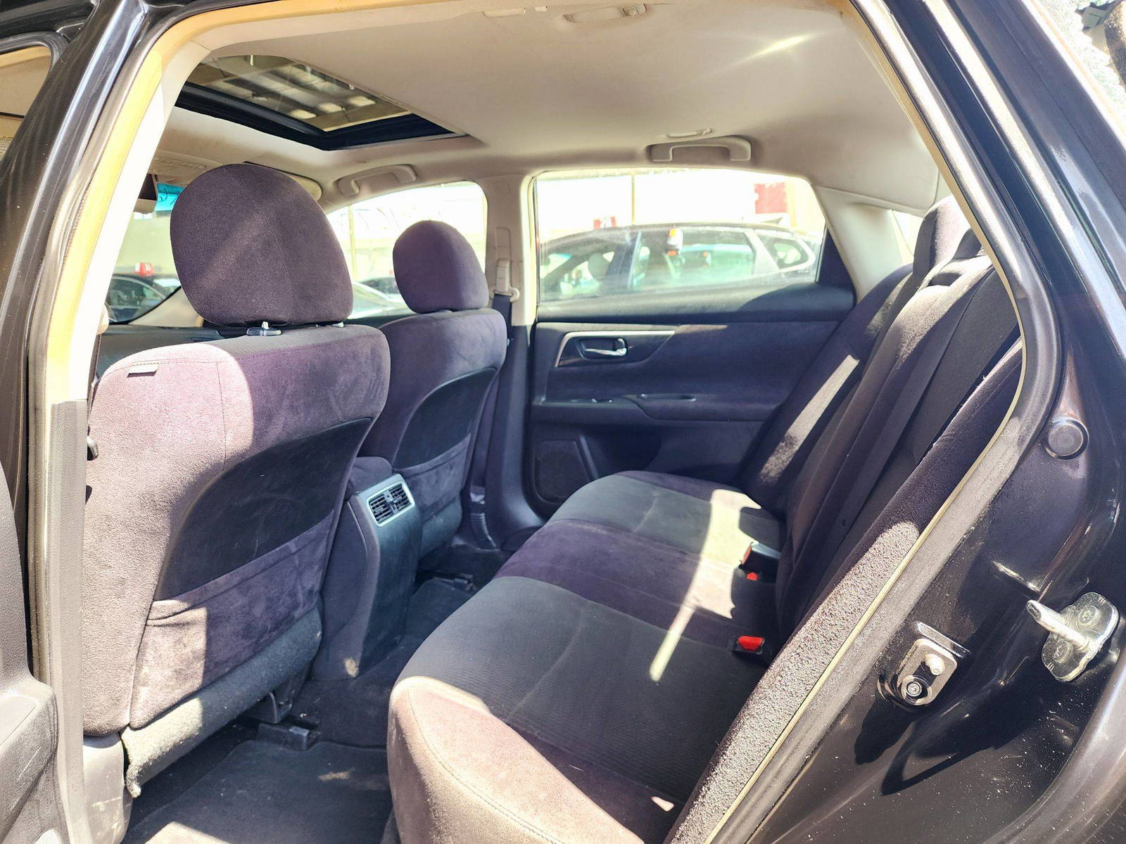 2013 NISSAN ALTIMA — 194224 Miles — Lot 41031678 — Souq - Marhaba Auctions Used Cars - Image 6