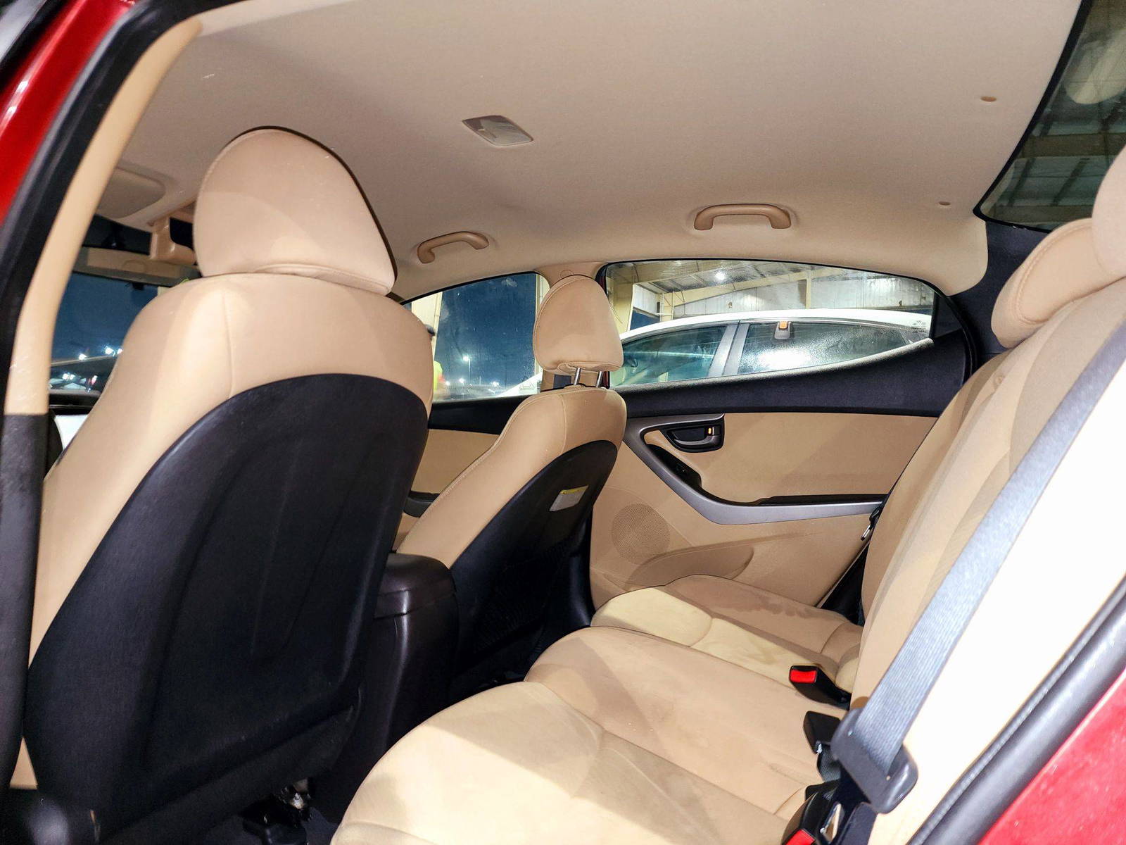 2013 HYUNDAI ELANTRA — 146522 Miles — Lot DH315353 — Souq - Marhaba Auctions Used Cars - Image 6