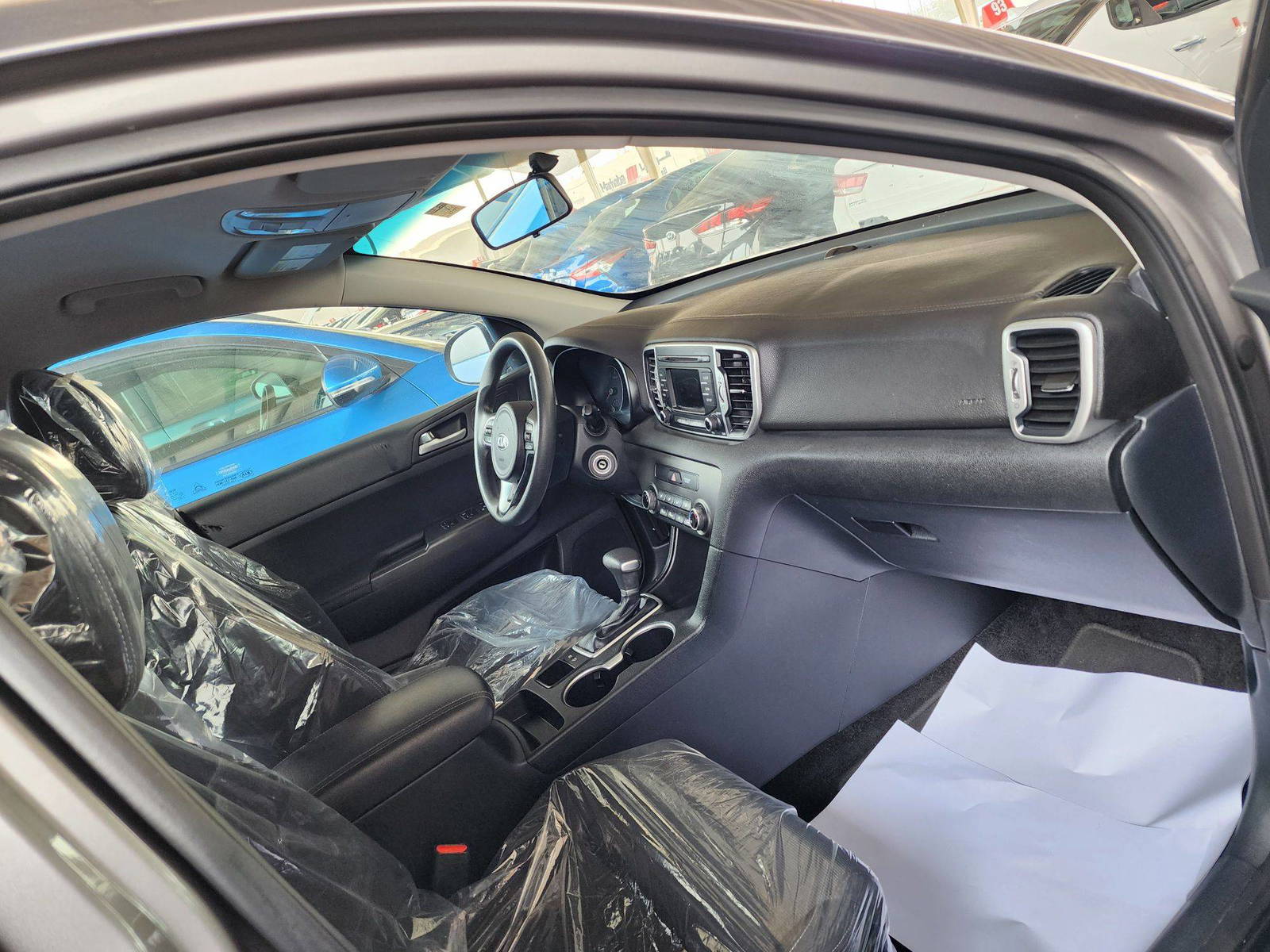 2018 KIA SPORTAGE — 67389 Miles — Lot 8J7351292 — Souq - Marhaba Auctions Used Cars - Image 8