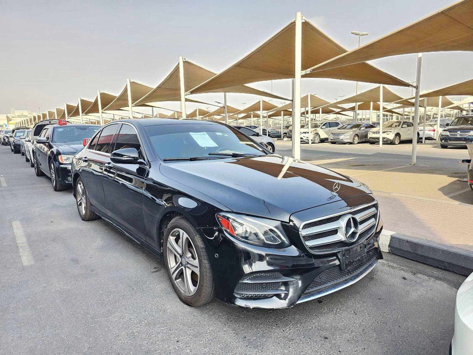 2017 MERCEDES BENZ E-300 — 145334 KM — Lot B9HA060754 — Souq - Marhaba Auctions Used Cars - Image 5