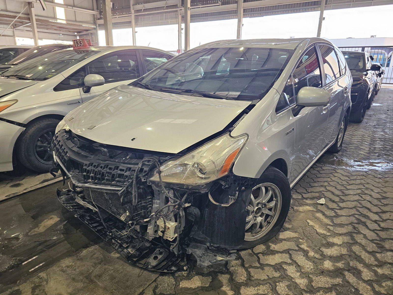 TOYOTA PRIUS V 2012 - Marhaba Auction Used Cars - Image 5