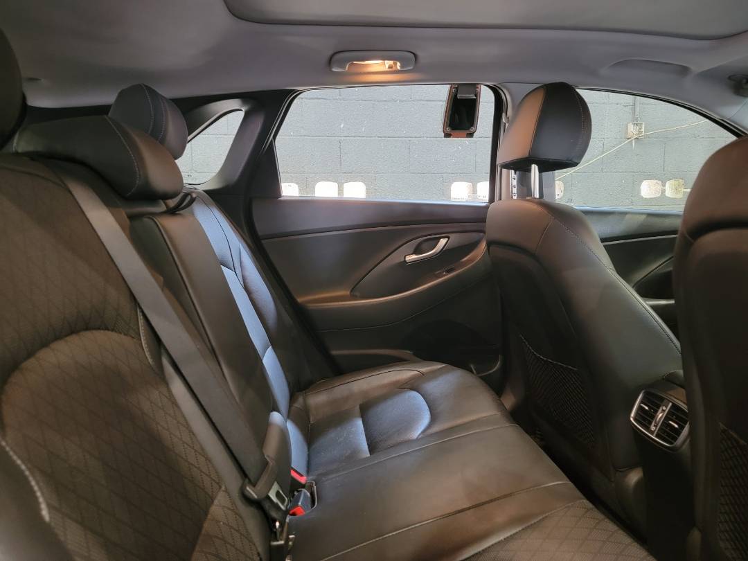 2018 HYUNDAI ELANTRA GT — 89439 Miles — Lot U023096 — Main - Marhaba Auctions Used Cars - Image 5