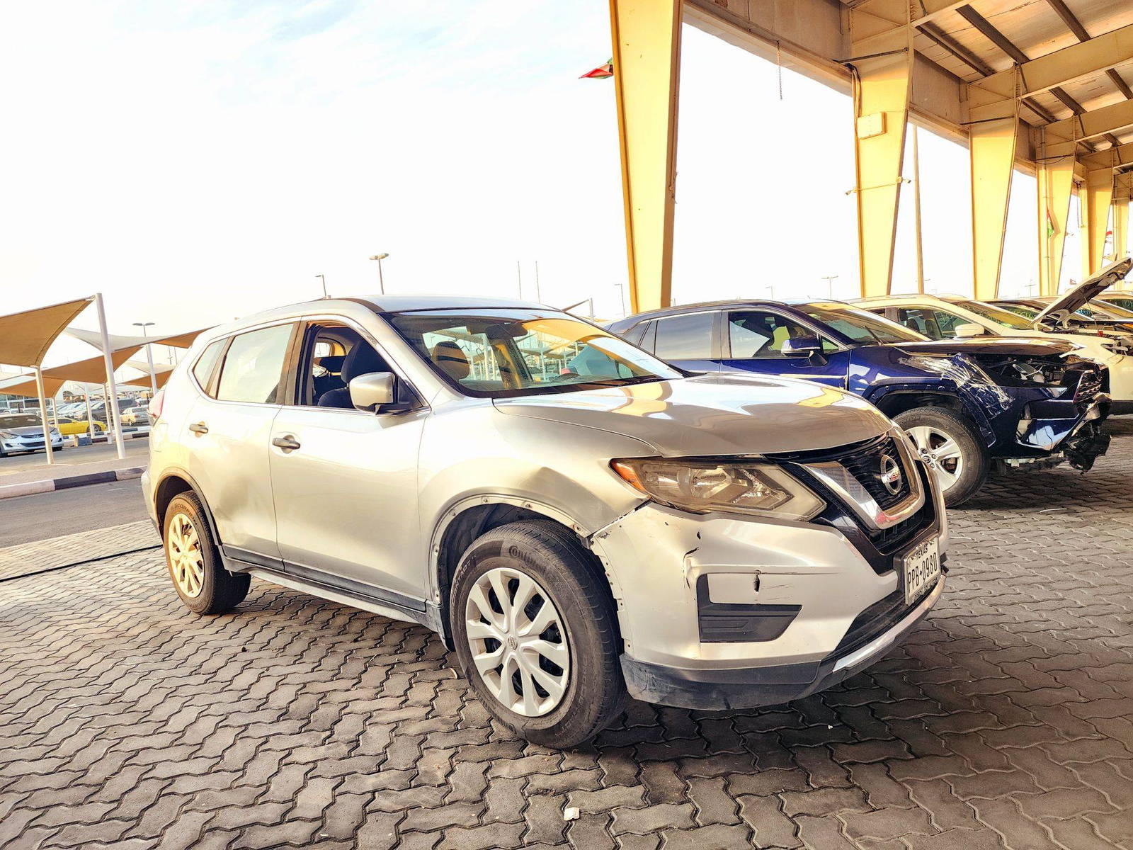 2017 NISSAN ROGUE — 178785 Miles — Lot W390913 — Souq - Marhaba Auctions Used Cars - Image 4