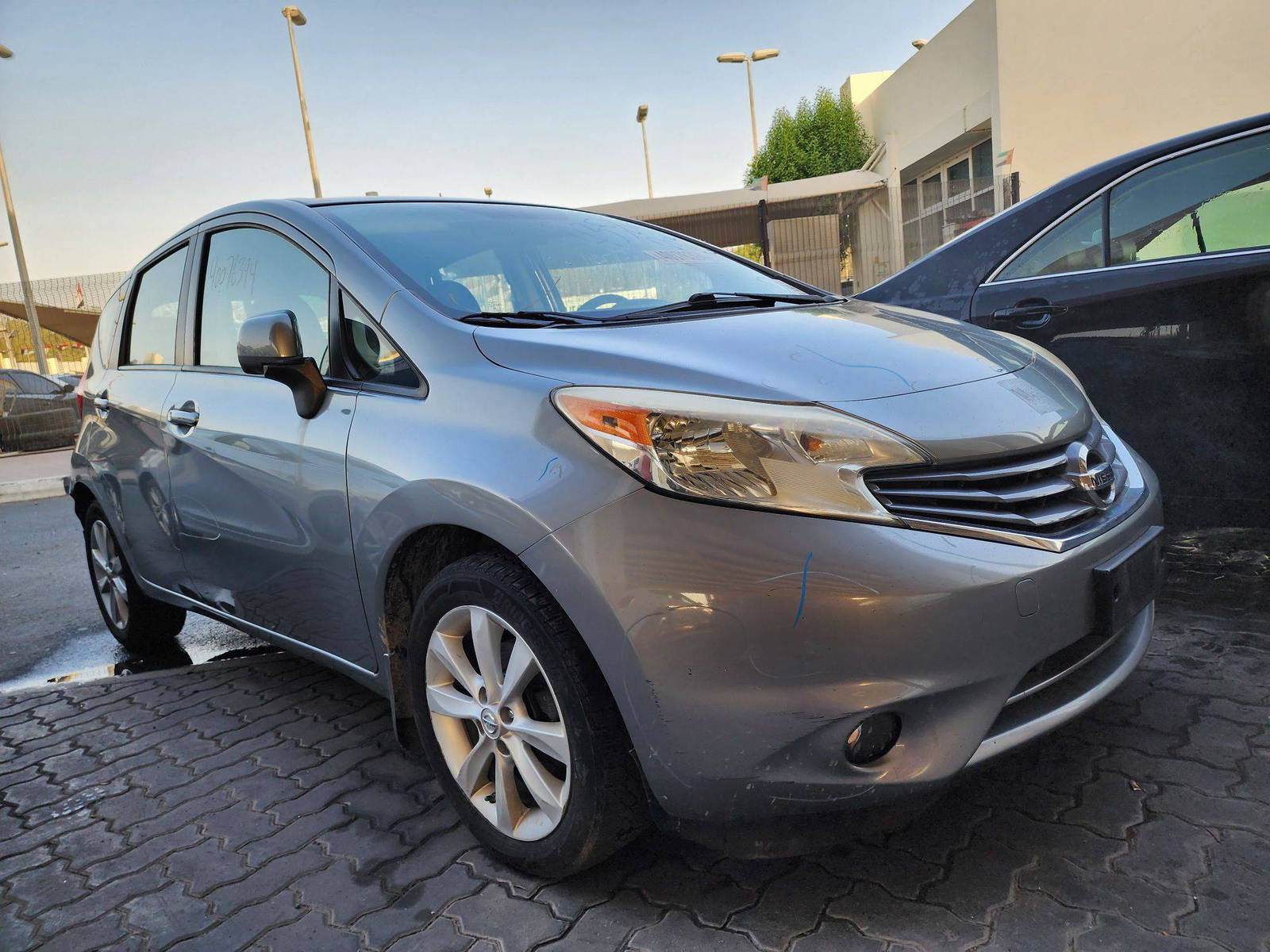 2014 NISSAN VERSA NOTE — 136068 Miles — Lot 40076394 — Souq - Marhaba Auctions Used Cars - Image 7