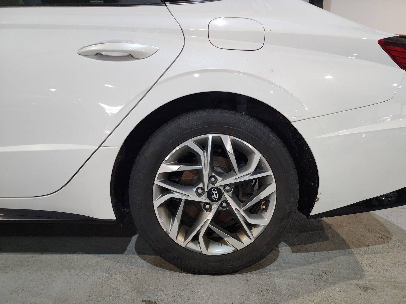 2020 HYUNDAI SONATA — 120071 Miles — Lot 2104578 — Main - Marhaba Auctions Used Cars - Image 13