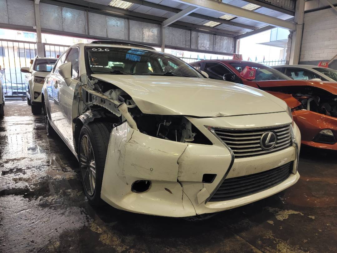 2015 LEXUS ES 350 — 144068 Miles — Lot 4F2164844 — Main - Marhaba Auctions Used Cars - Image 4