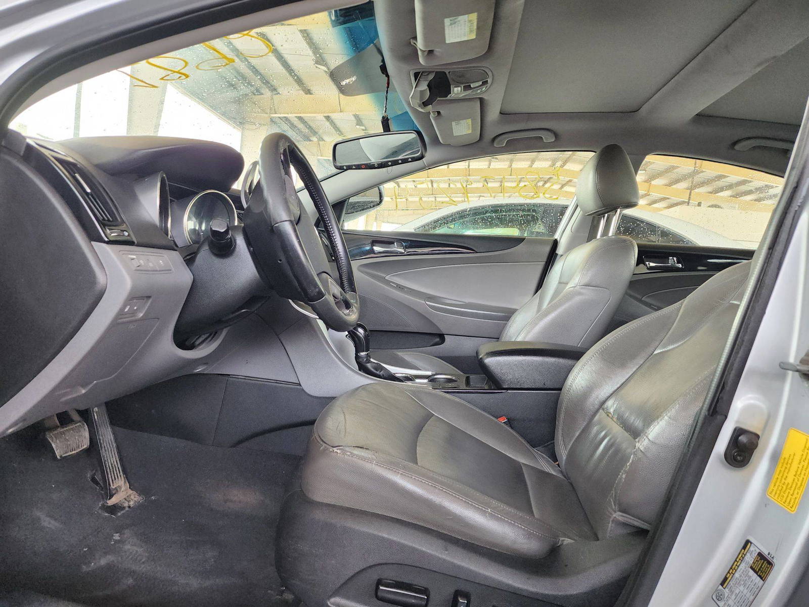 2012 HYUNDAI SONATA — 155389 Miles — Lot 58479254 — Souq - Marhaba Auctions Used Cars - Image 9