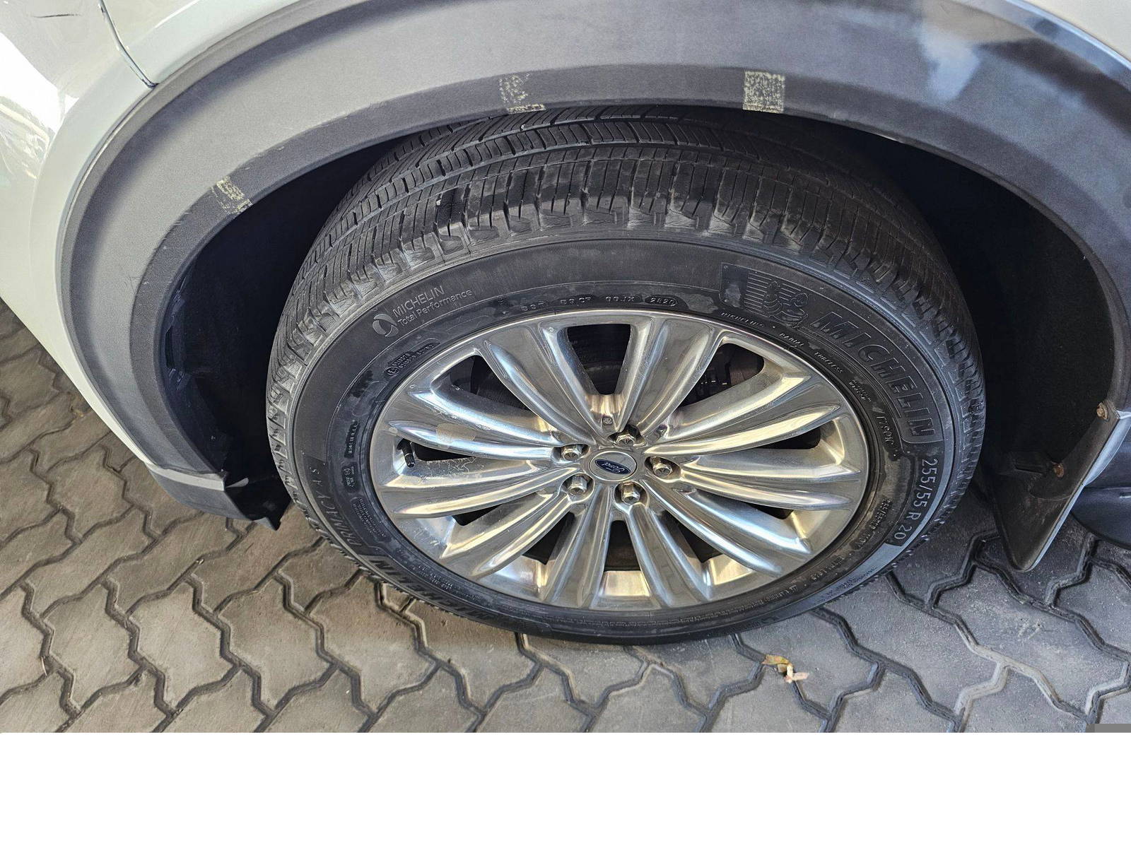 2020 FORD EXPLORER — 66719 KM — Lot LGC70083 — Souq - Marhaba Auctions Used Cars - Image 10