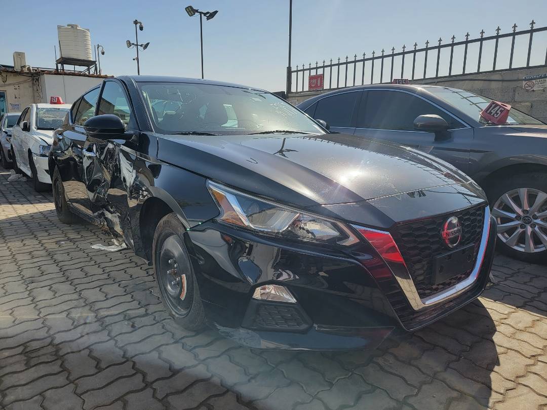 2020 NISSAN ALTIMA — 92726 Miles — Lot C145757 — Main - Marhaba Auctions Used Cars - Image 4