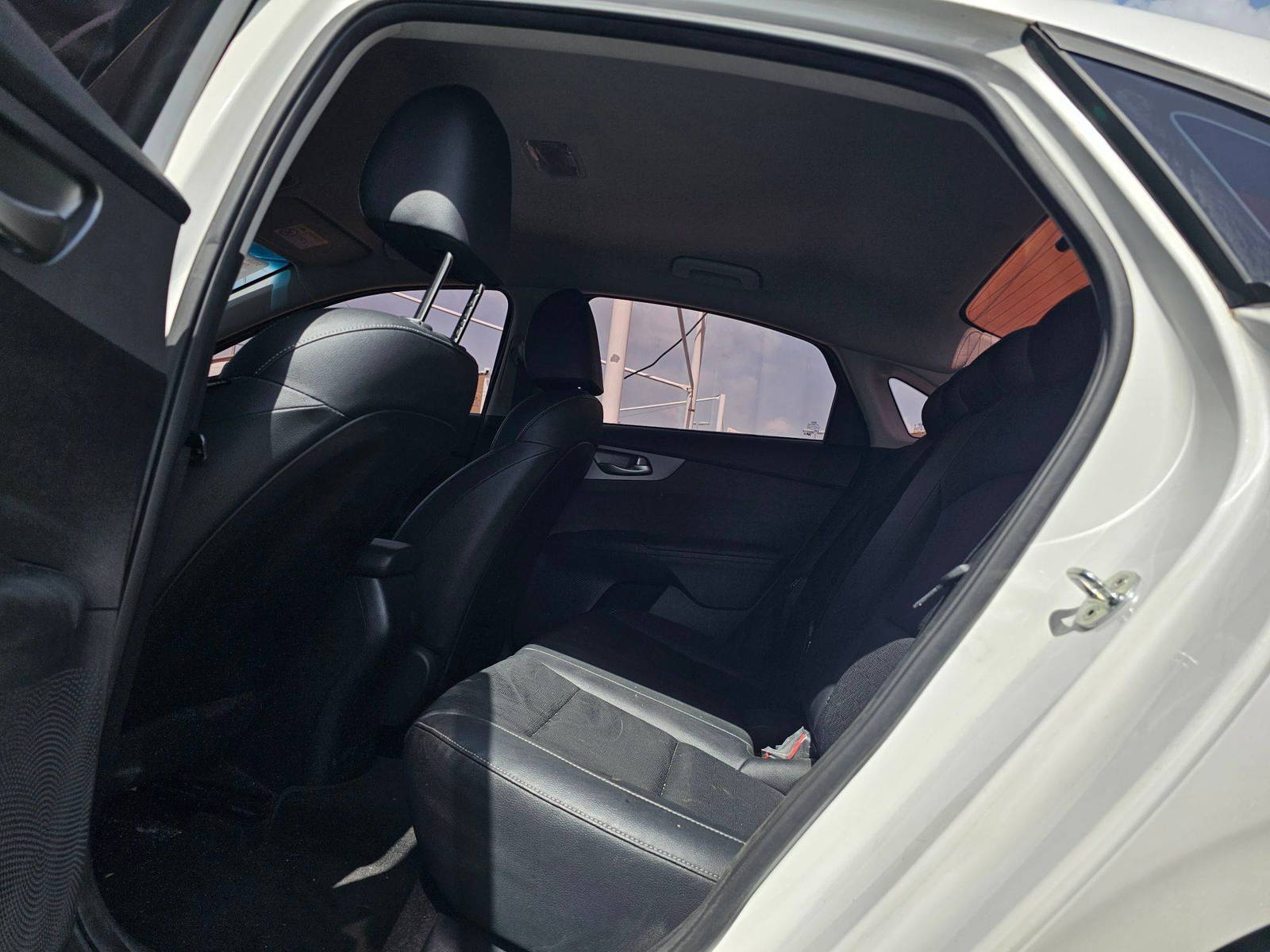 KIA K3 2021 - Marhaba Auction Used Cars - Image 6