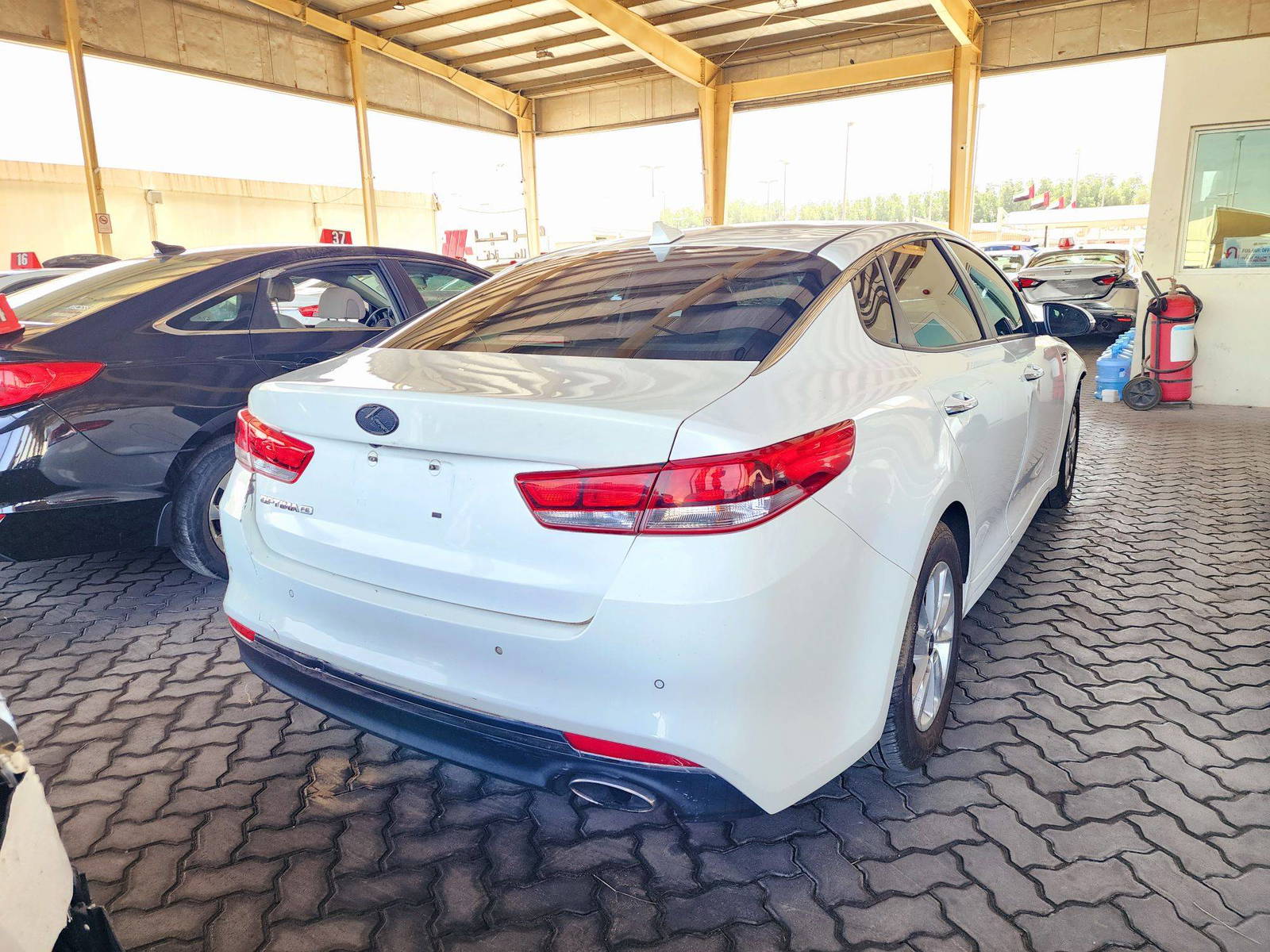 2018 KIA OPTIMA — 95475 Miles — Lot 2J5216145 — Souq - Marhaba Auctions Used Cars - Image 3
