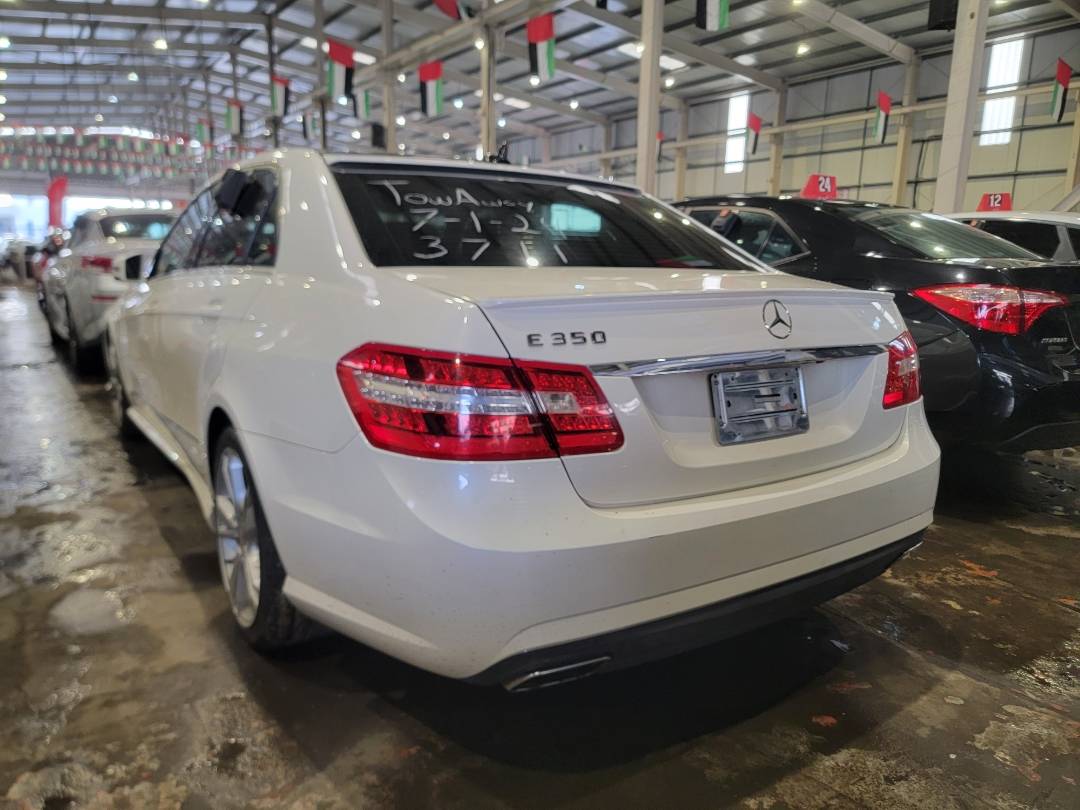 2013 MERCEDES BENZ E 350 — 173530 Miles — Lot DA733711 — Main - Marhaba Auctions Used Cars - Image 3