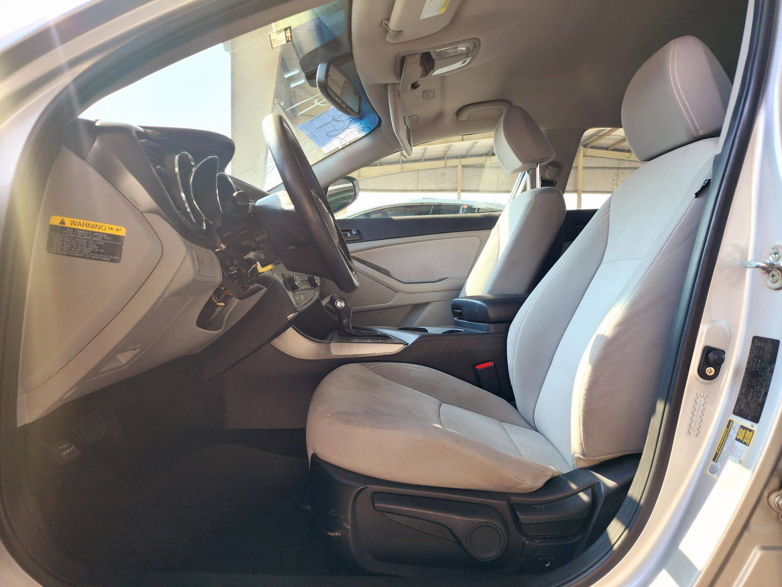2012 KIA OPTIMA — 188052 Miles — Lot 76C5284941 — Souq - Marhaba Auctions Used Cars - Image 8