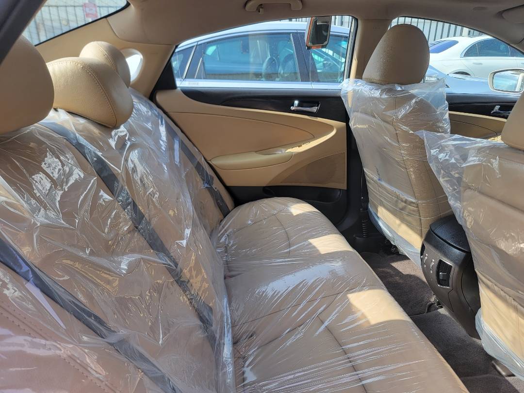 2011 HYUNDAI SONATA — 167508 Miles — Lot H273556 - Marhaba Auctions Used Cars - Image 7