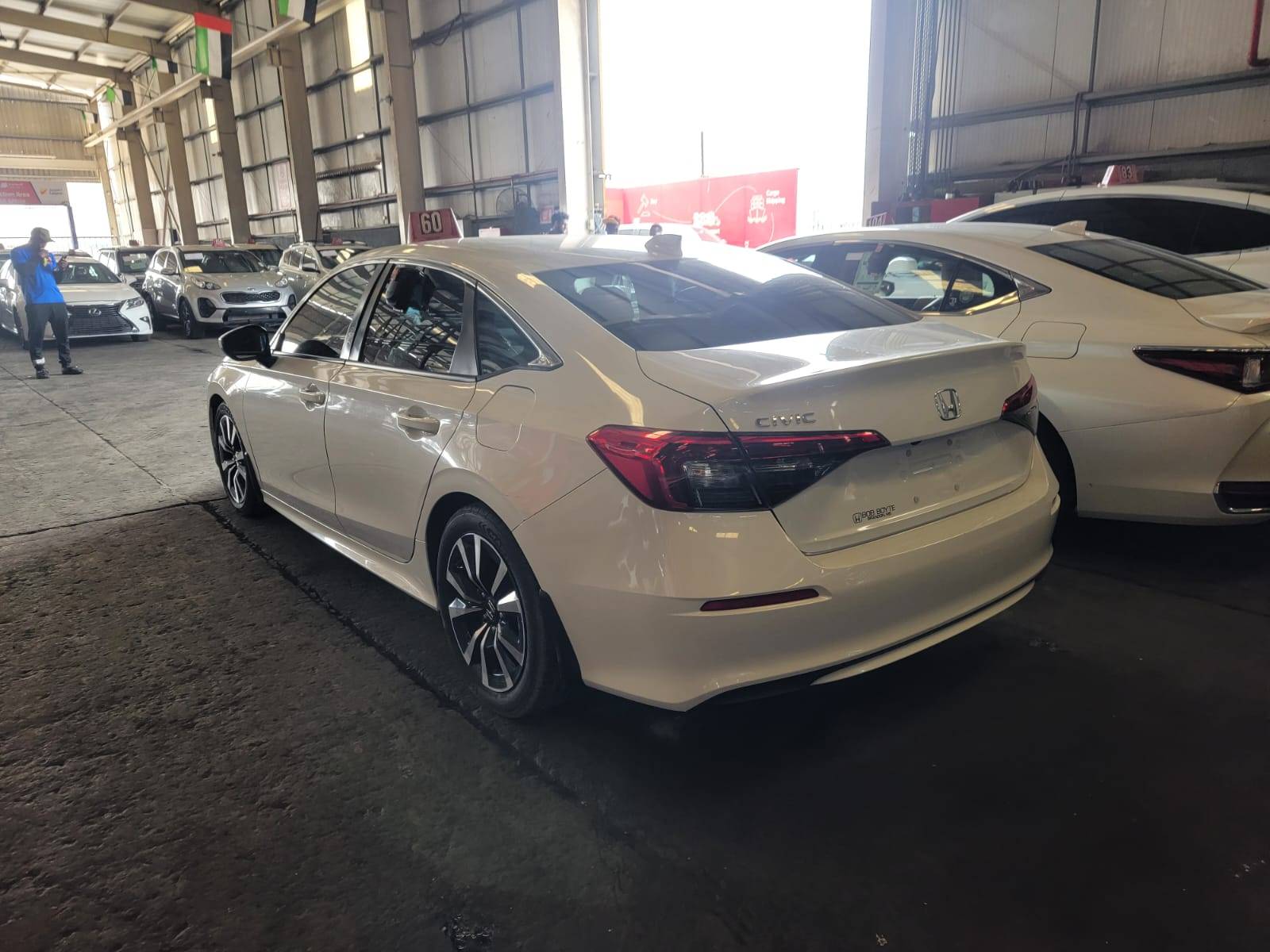 Honda Civic 2024 view 2