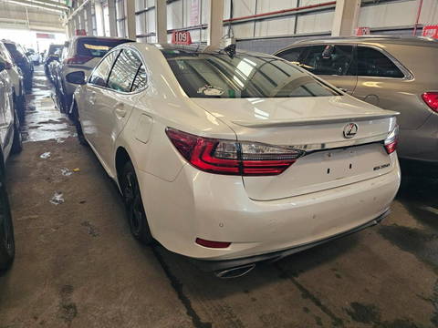 2016 LEXUS ES 350 at Marhaba Auctions