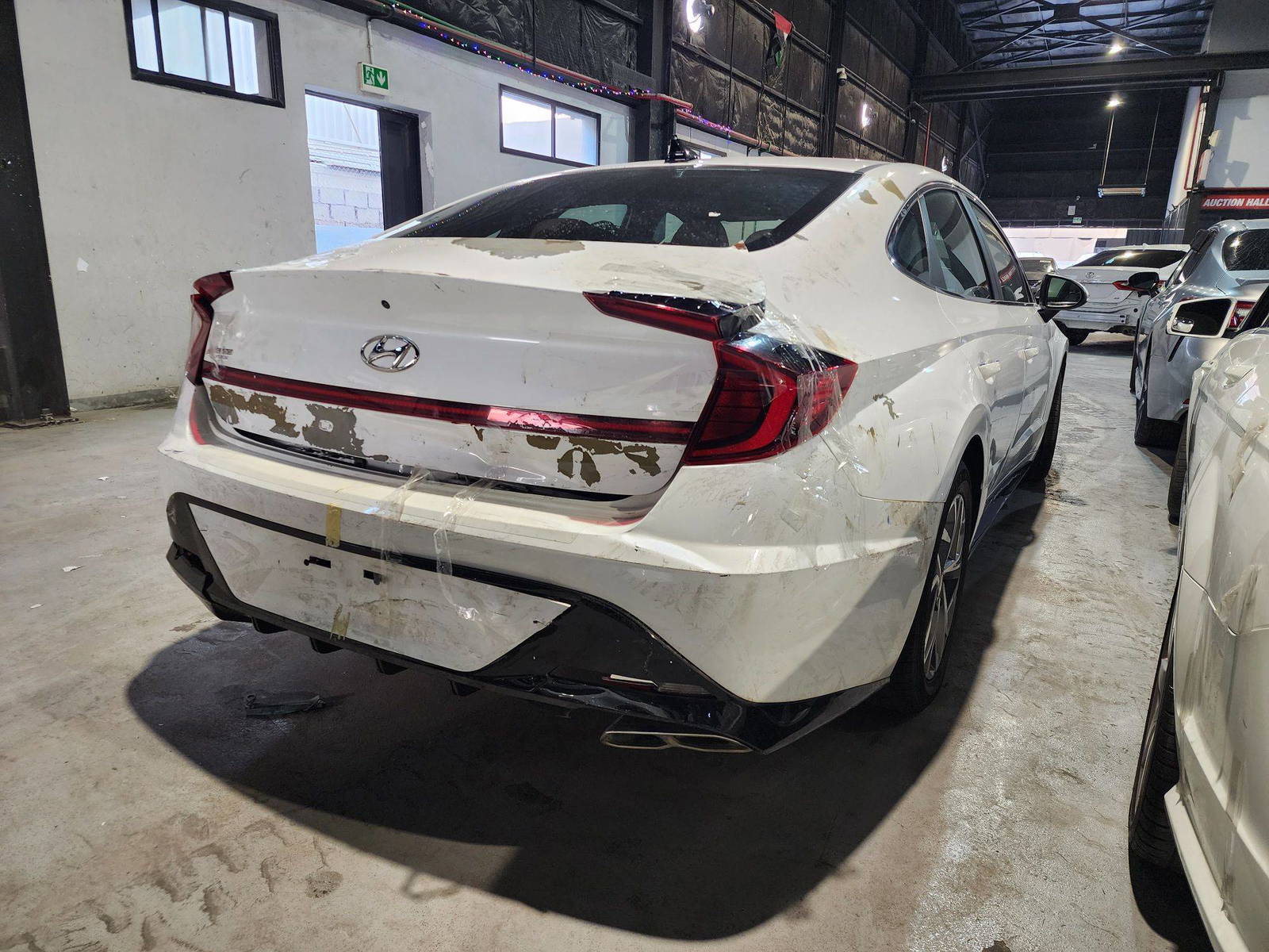 2020 HYUNDAI SONATA — 124584 Miles — Lot 86136674 — Souq - Marhaba Auctions Used Cars - Image 6