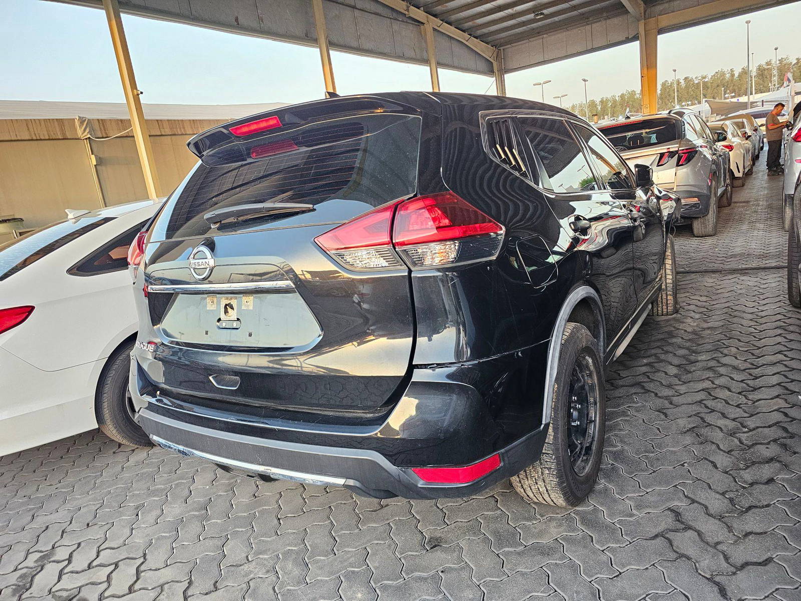 NISSAN ROGUE 2018 - Marhaba Auction Used Cars - Image 3