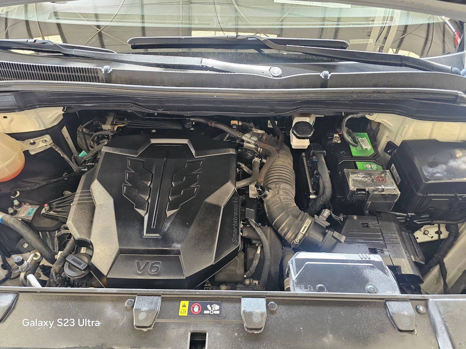 KIA CARNIVAL LX 2023 - Marhaba Auction Used Cars - Image 12