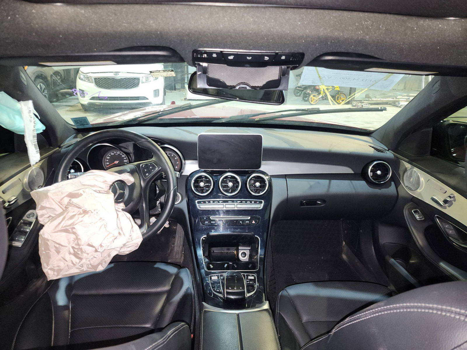 2018 MERCEDES BENZ C300 — 36002 KM — Lot 256912 — Al Quoz - Marhaba Auctions Used Cars - Image 8