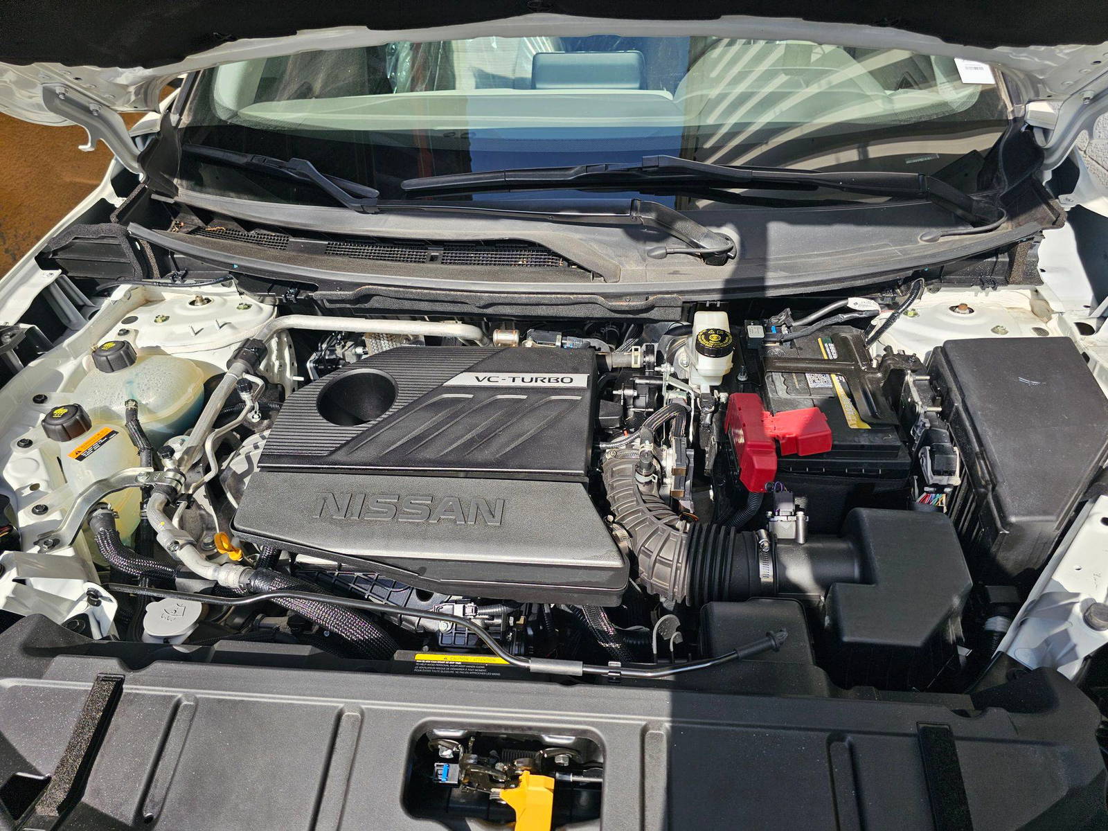 NISSAN ROGUE 2023 - Marhaba Auction Used Cars - Image 11