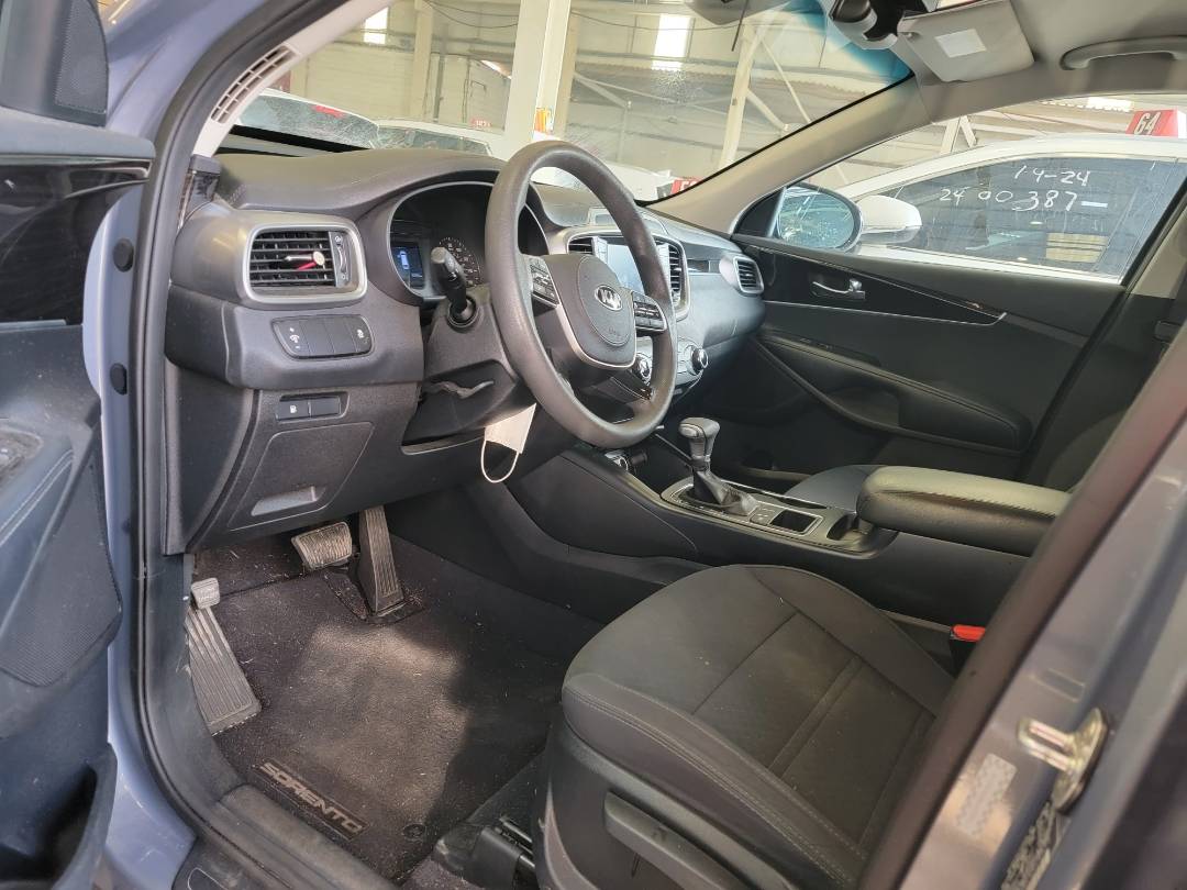 2020 KIA SORENTO — 87859 Miles — Lot 41604474 — Main - Marhaba Auctions Used Cars - Image 8