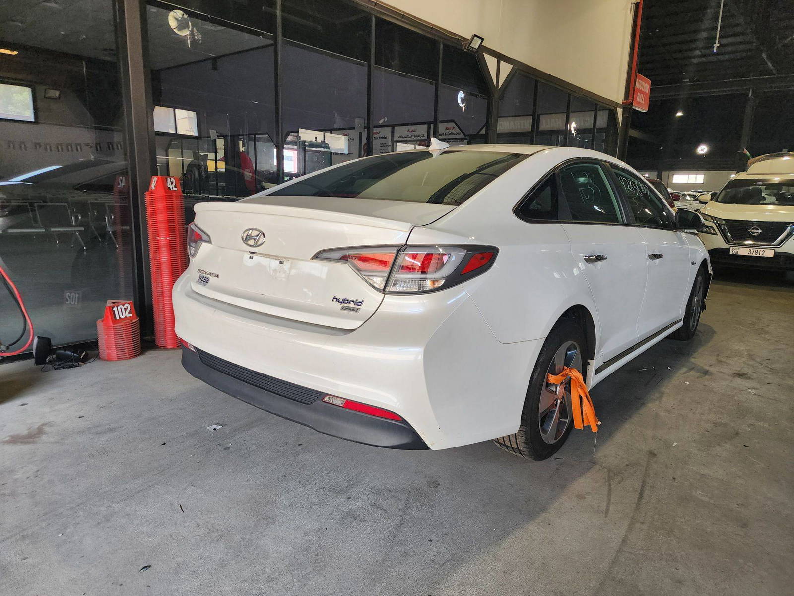 2017 HYUNDAI SONATA — 168872 Miles — Lot 051643 — Al Quoz - Marhaba Auctions Used Cars - Image 5