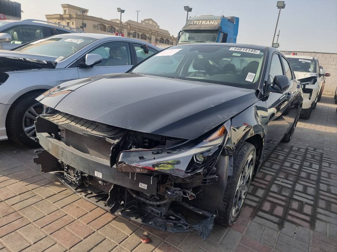 2022 HYUNDAI ELANTRA — 40864 Miles — Lot 022584 — Souq - Marhaba Auctions Used Cars - Image 6