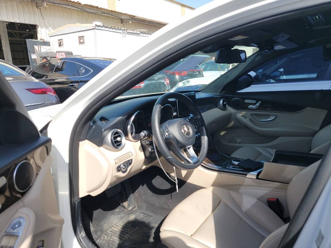 MERCEDES BENZ C300 2018 - Marhaba Auction Used Cars - Image 6