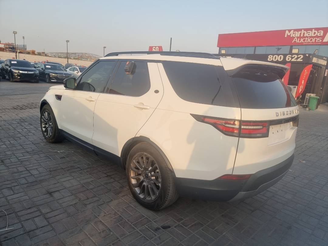 Land Rover Discovery 2018 view 2