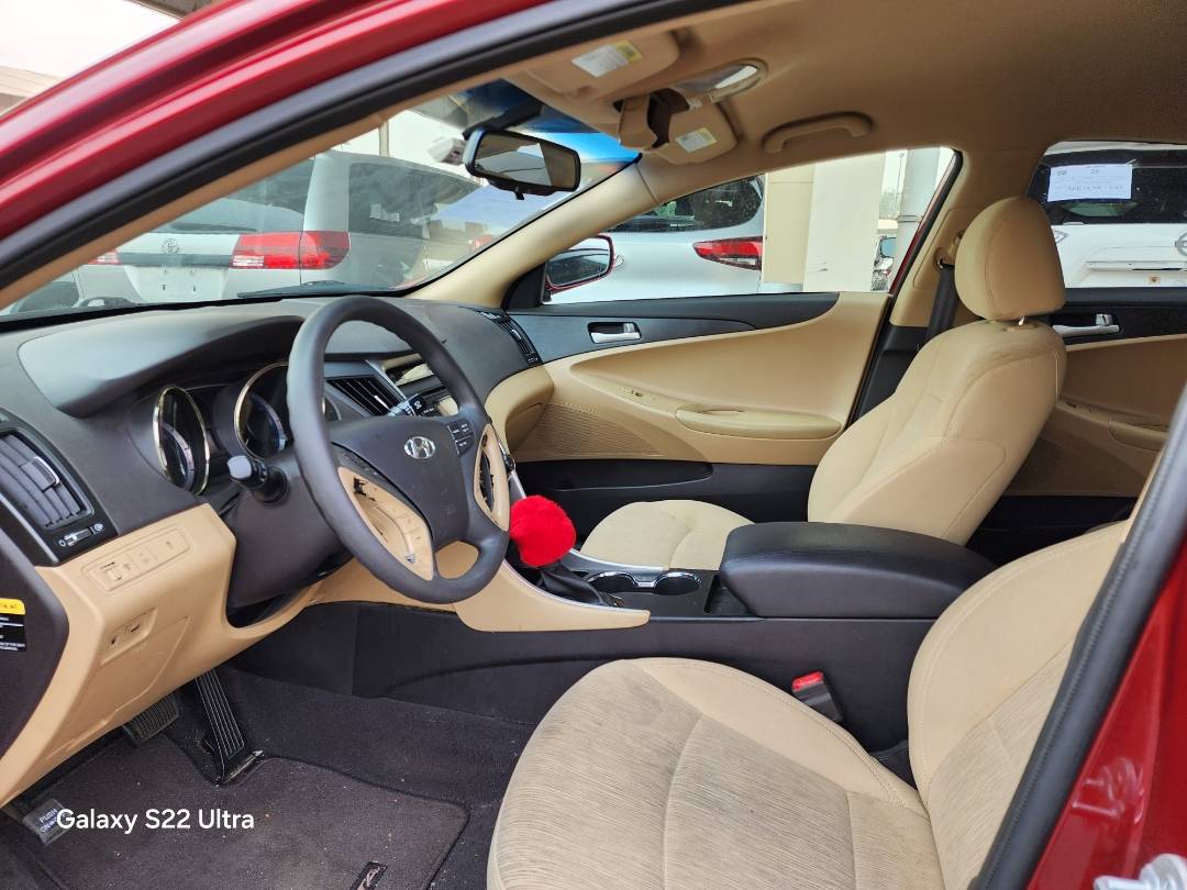 2013 HYUNDAI SONATA — 201532 Miles — Lot 39387048 — Ind. 12 - Marhaba Auctions Used Cars - Image 9