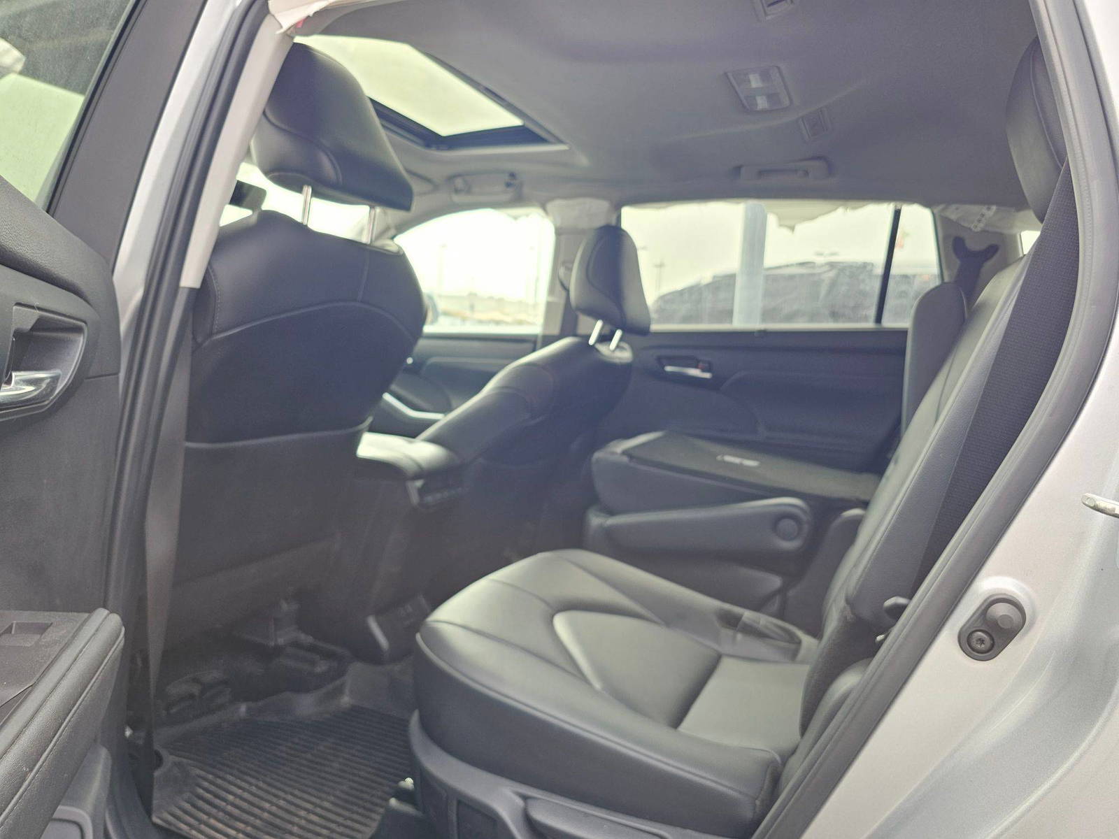 TOYOTA HIGHLANDER 2024 - Marhaba Auction Used Cars - Image 6