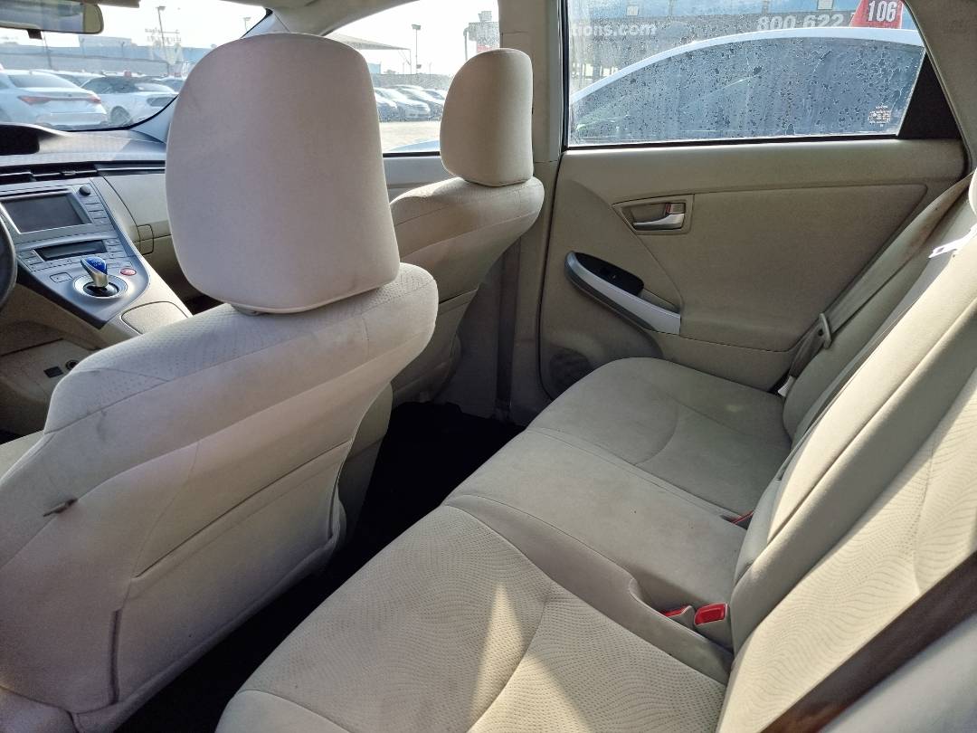 2013 TOYOTA PRIUS — 307294 Miles — Lot 215478 — Ind. 12 - Marhaba Auctions Used Cars - Image 6
