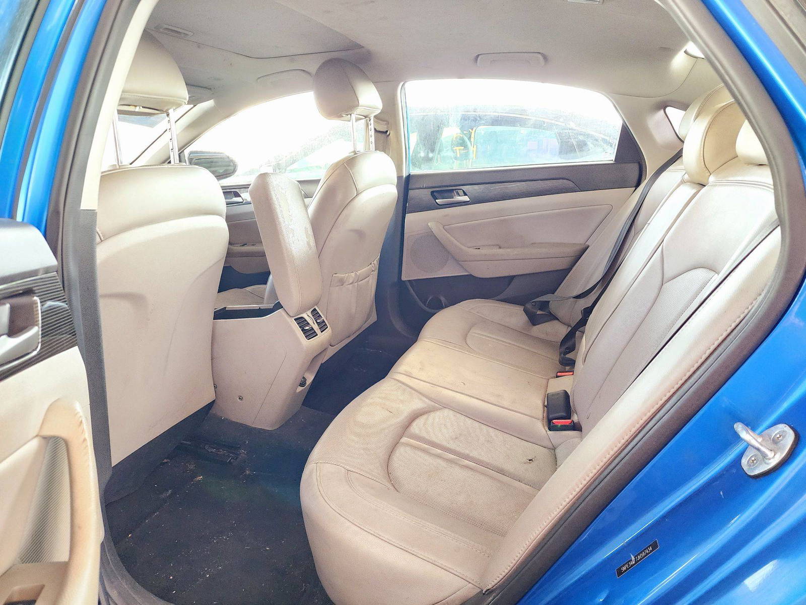 2018 HYUNDAI SONATA — 172162 Miles — Lot 300524 — Souq - Marhaba Auctions Used Cars - Image 6