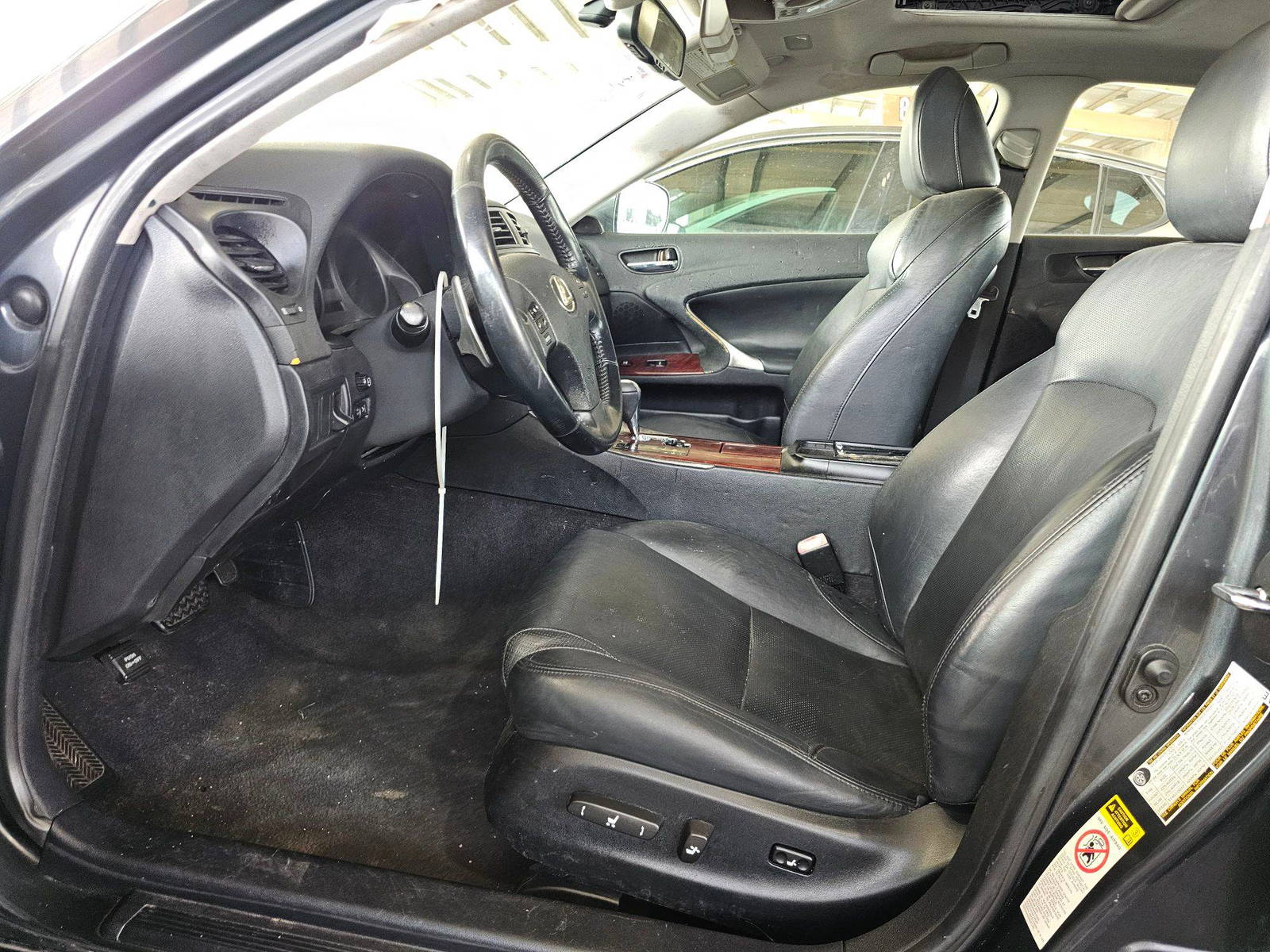 2008 LEXUS IS 250 — 179361 Miles — Lot 929254 — Souq - Marhaba Auctions Used Cars - Image 9
