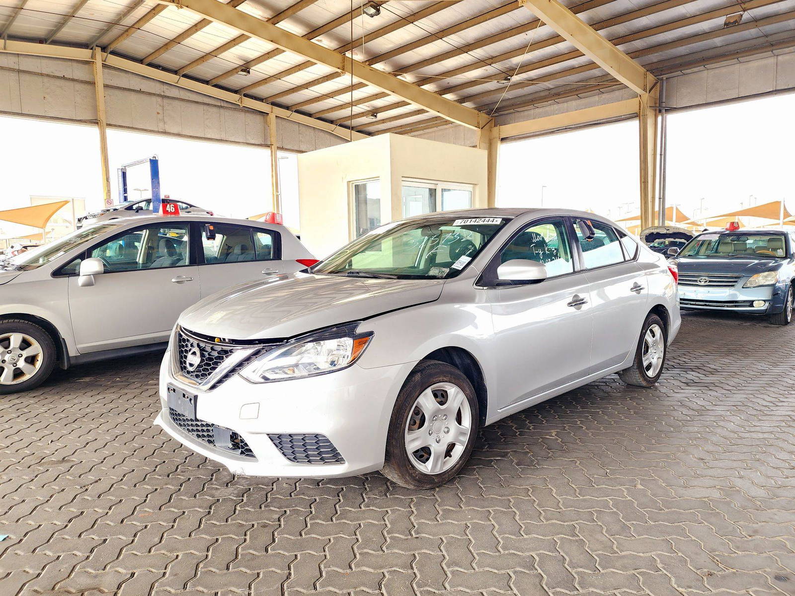 2018 NISSAN SENTRA — 133189 Miles — Lot 70142444 — Souq - Marhaba Auctions Used Cars - Image 5