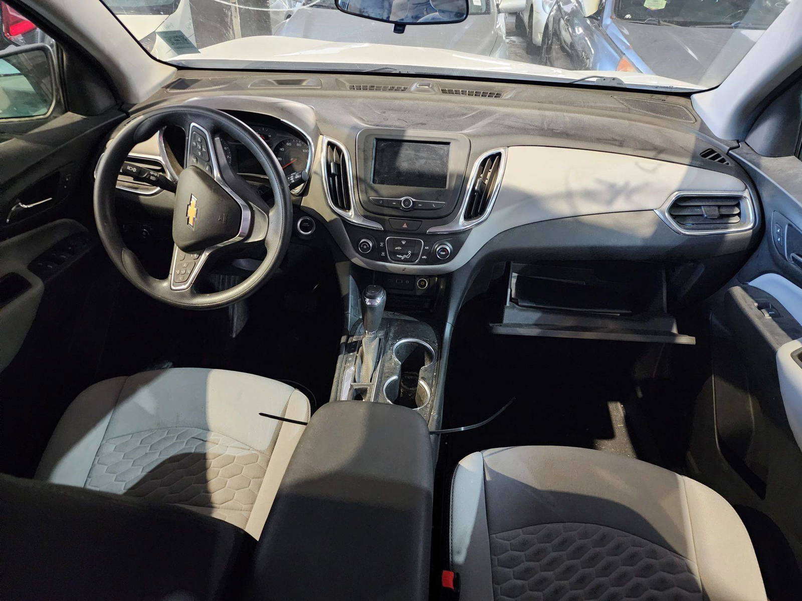 2020 CHEVROLET EQUINOX — 68040 Miles — Lot 64501275 — Al Quoz - Marhaba Auctions Used Cars - Image 7