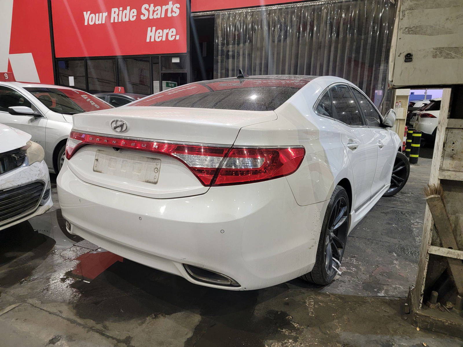 HYUNDAI GRANDEUR 2012 - Marhaba Auction Used Cars - Image 7