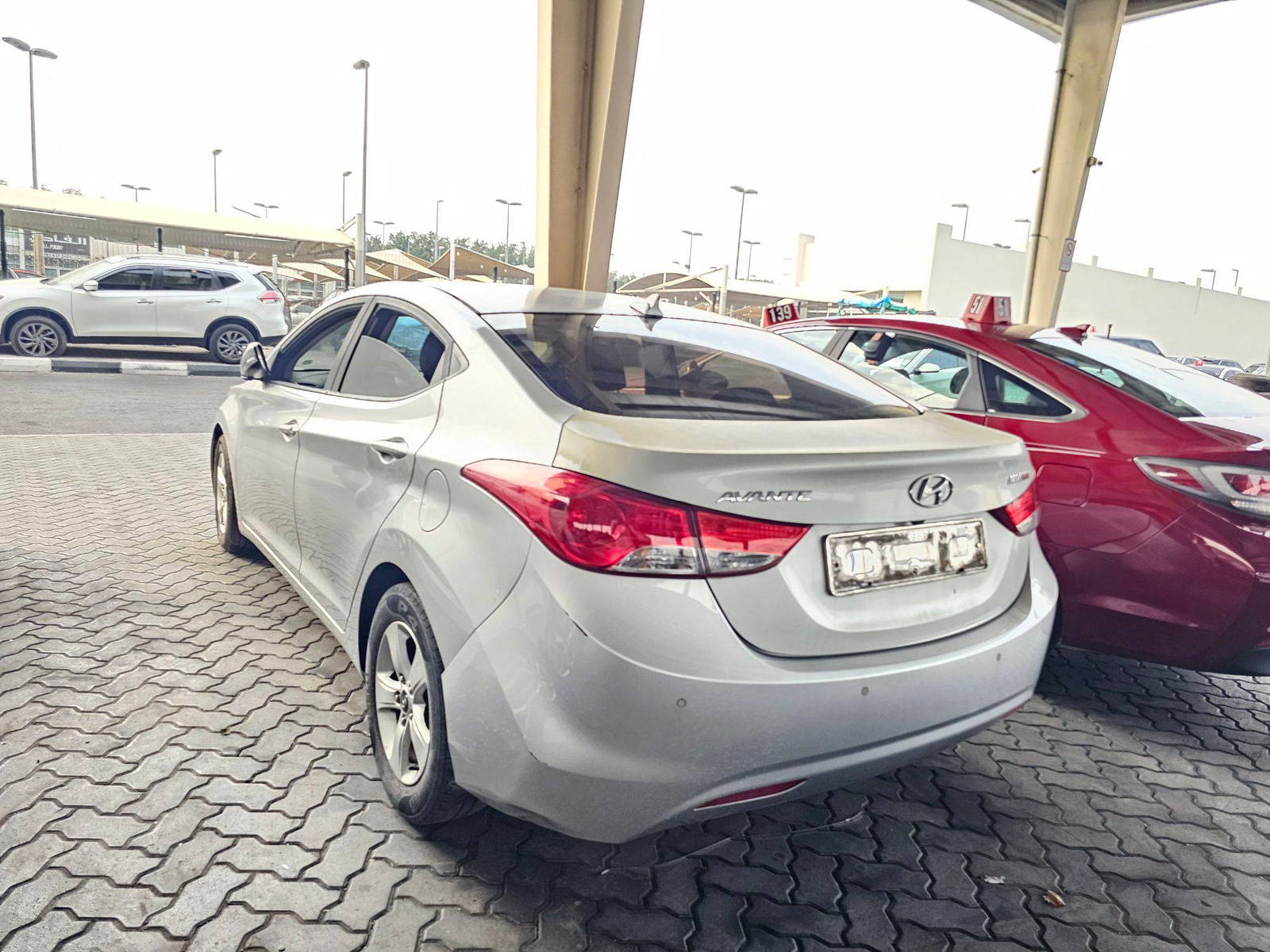 2012 HYUNDAI AVANTE — 81392 KM — Lot 459943 — Souq - Marhaba Auctions Used Cars - Image 4