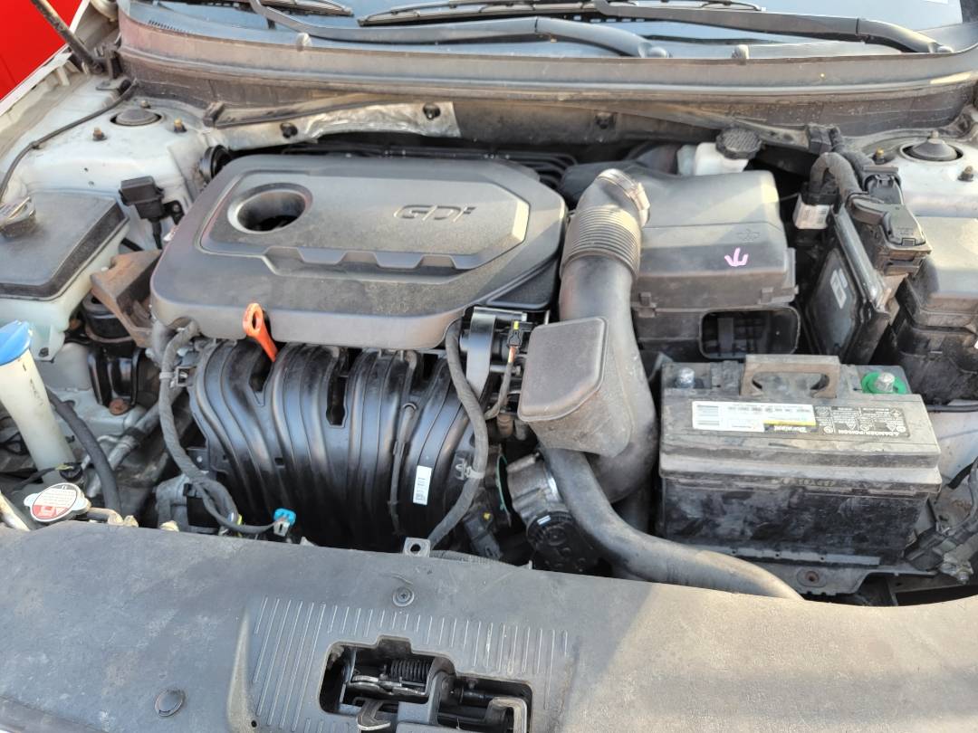2015 HYUNDAI SONATA — 174303 Miles — Lot 40925582 — Main - Marhaba Auctions Used Cars - Image 11